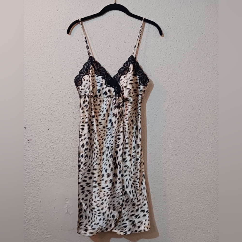 Private Luxuries Chemise Womens Small